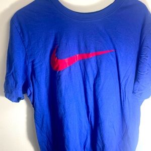 Nike Mens XL shirt